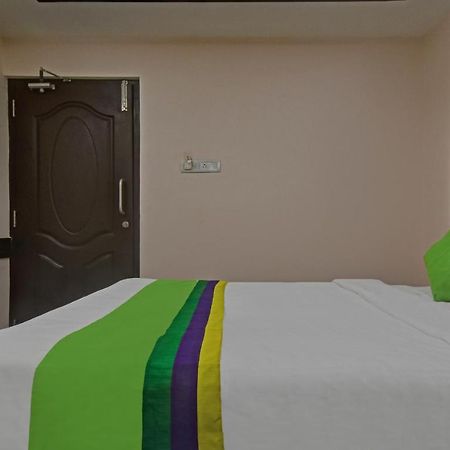 Treebo Trend Palm Tree Hotel Chennai Bagian luar foto