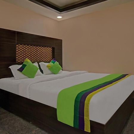 Treebo Trend Palm Tree Hotel Chennai Bagian luar foto
