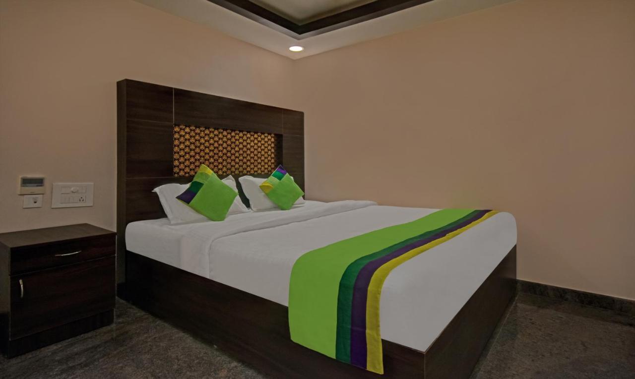 Treebo Trend Palm Tree Hotel Chennai Bagian luar foto