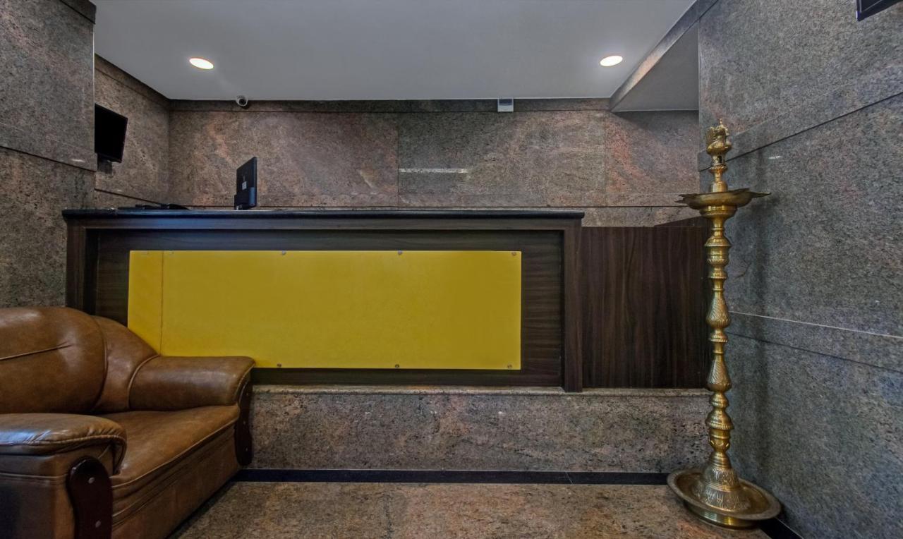 Treebo Trend Palm Tree Hotel Chennai Bagian luar foto