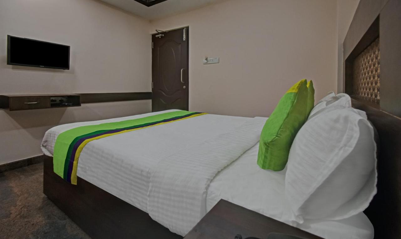 Treebo Trend Palm Tree Hotel Chennai Bagian luar foto