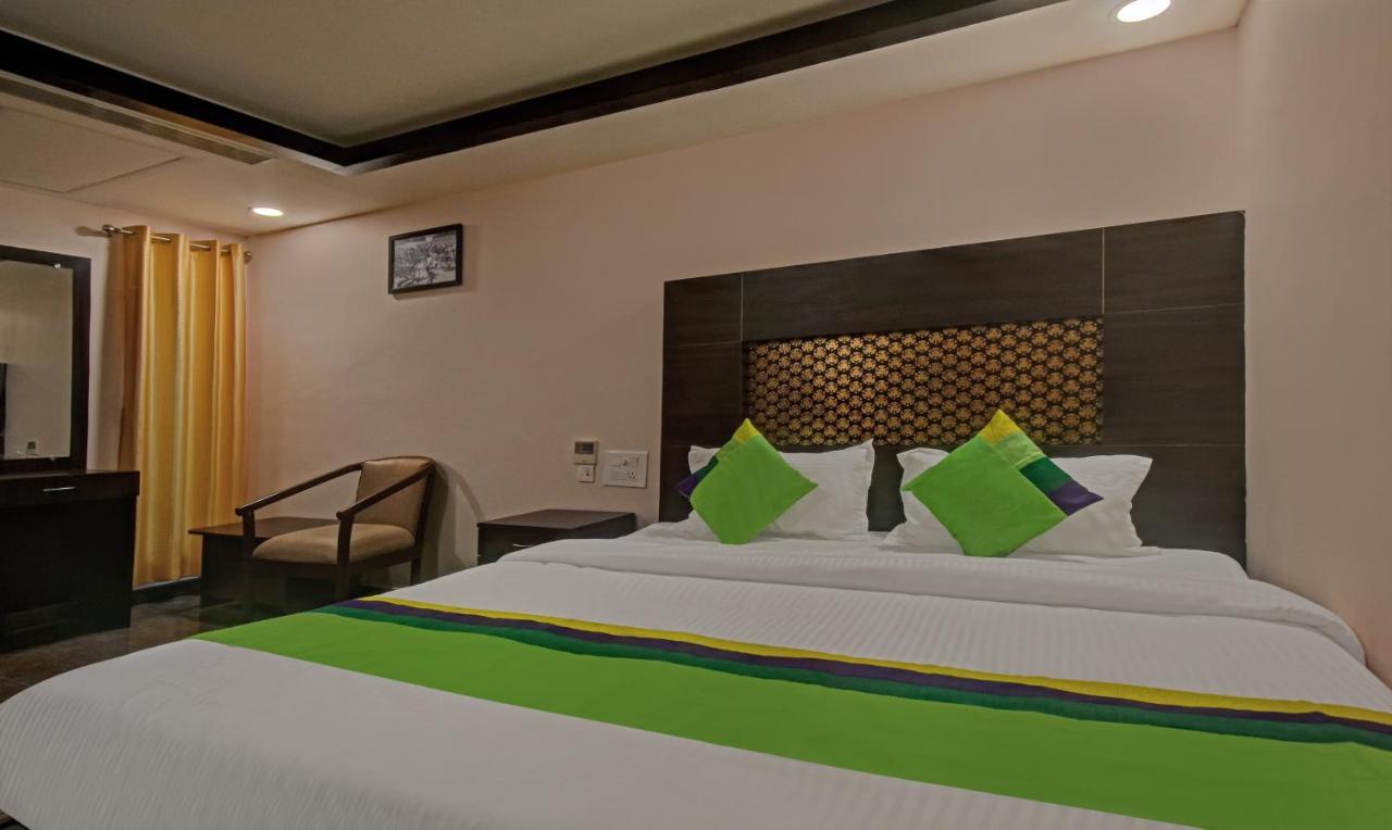 Treebo Trend Palm Tree Hotel Chennai Bagian luar foto